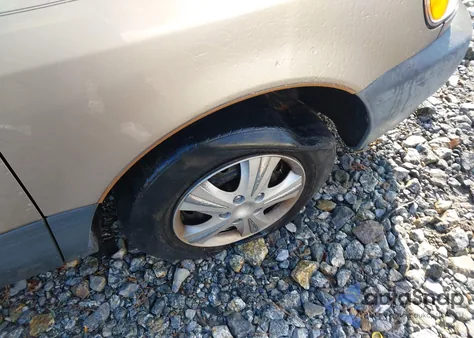 2002 Toyota Sienna Ce z USA, uszkodzony, nr VIN 4T3ZF19C92U503176